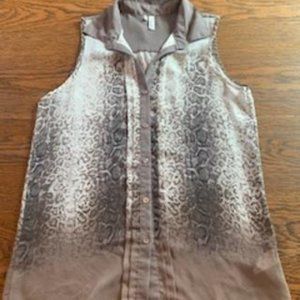 Animal Print Short Sleeve Blouse